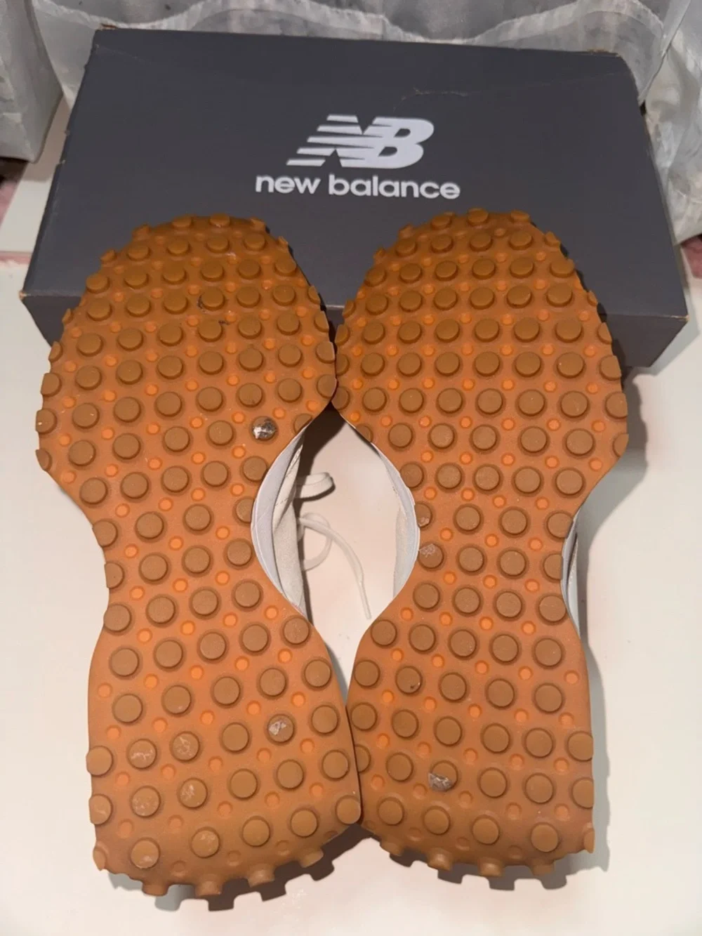 New Balance 327 White and Mauvy Purple  Sneakers - 8.5 - Picture 7 of 10